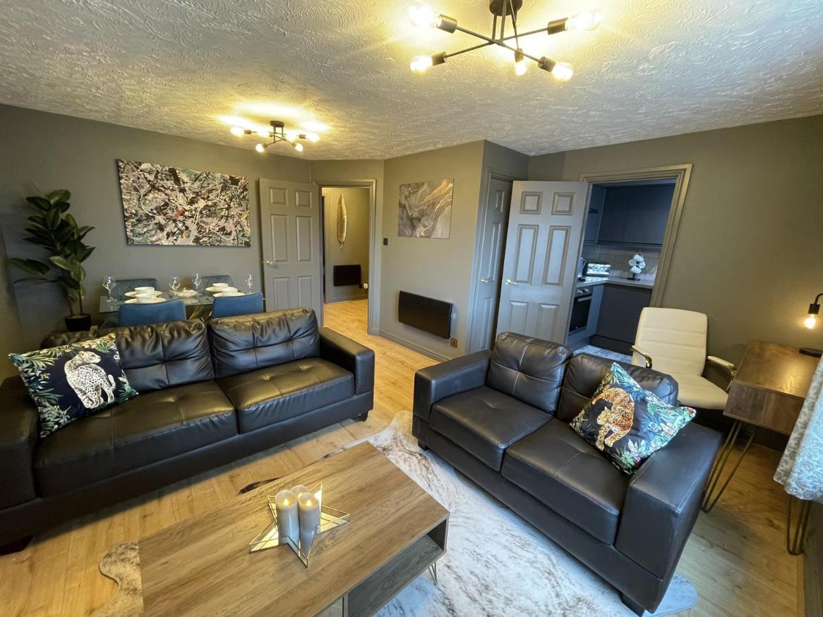 No24 - 2-Bed Boutique Apartment - Hosted By Hutch Lifestyle Leamington Spa Exteriör bild