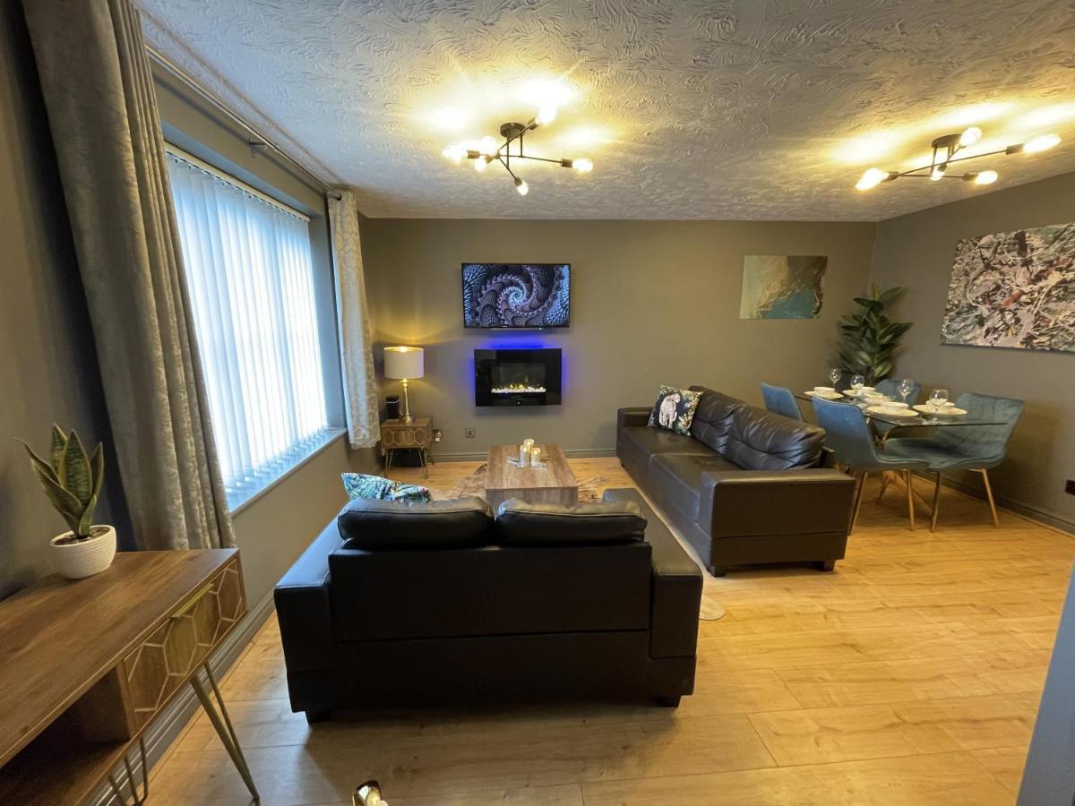 No24 - 2-Bed Boutique Apartment - Hosted By Hutch Lifestyle Leamington Spa Exteriör bild