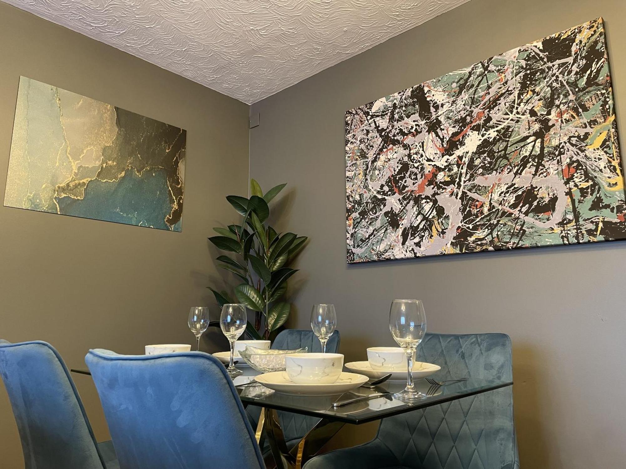 No24 - 2-Bed Boutique Apartment - Hosted By Hutch Lifestyle Leamington Spa Exteriör bild